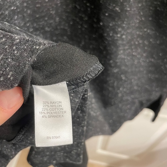 J. Jill Wearever Gray Melange Ponte Stretch Tunic, Size L - Picture 4 of 5